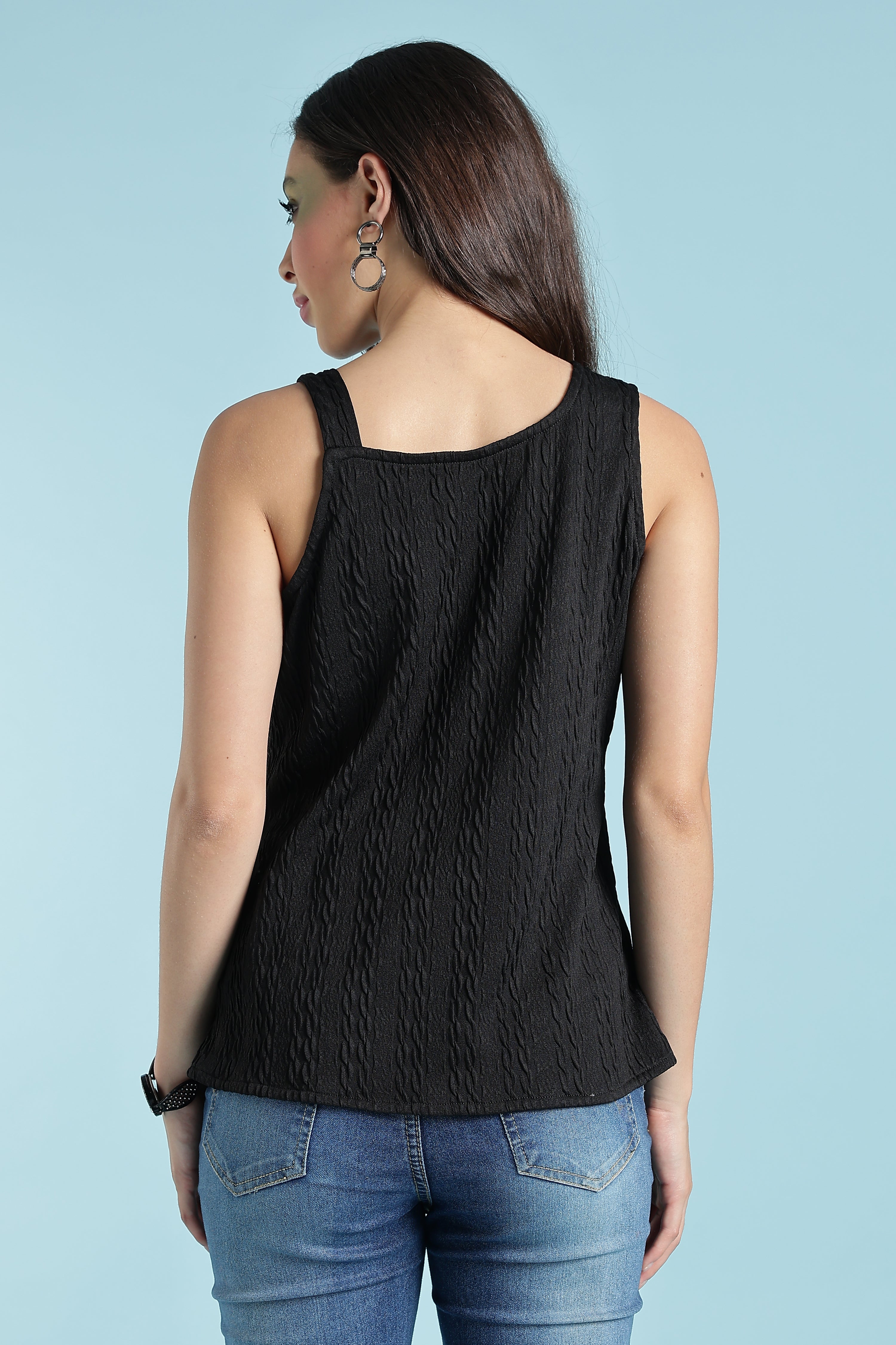 KNITTED TOP-BLACK