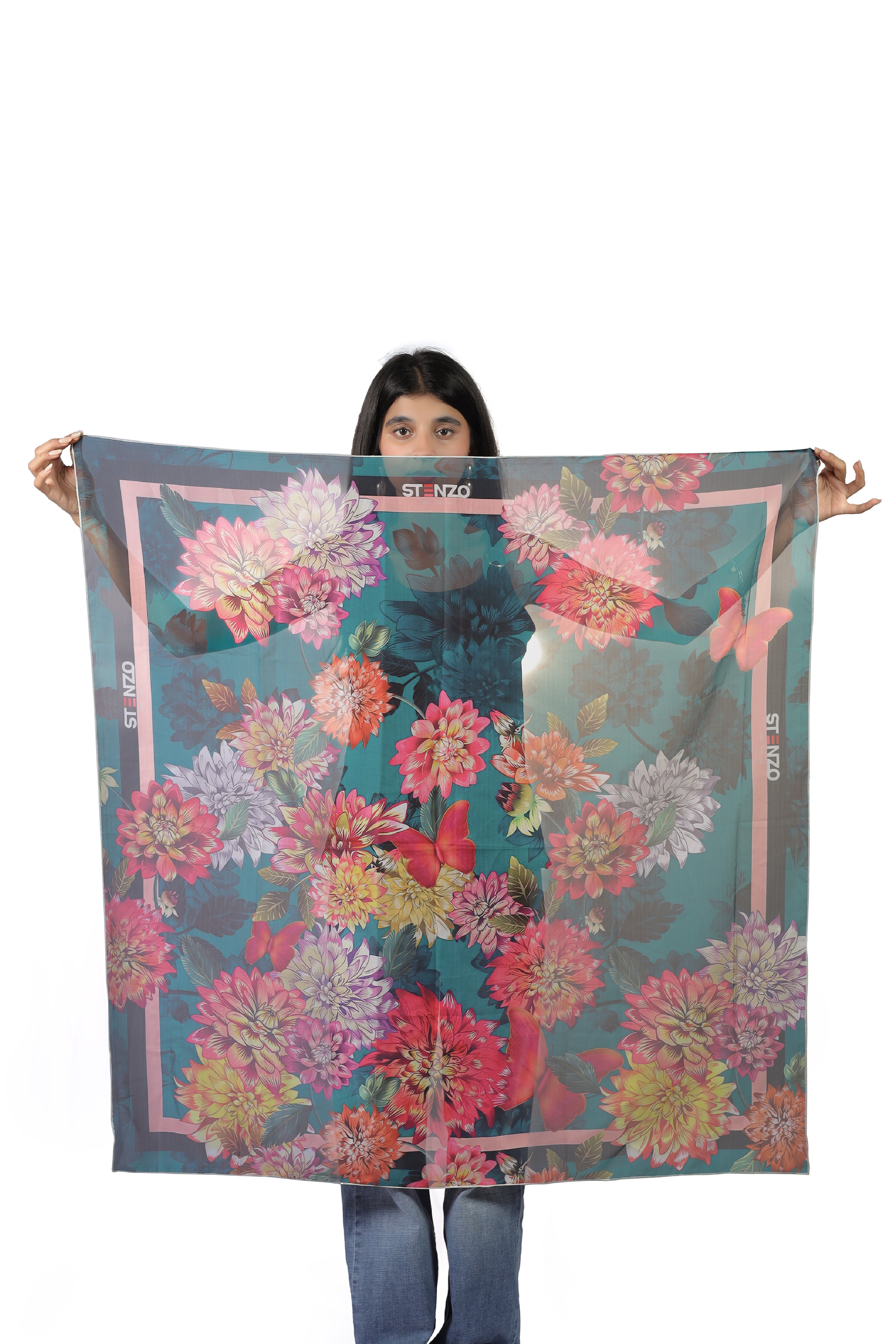 BLUSHING BLOOMS SCARF