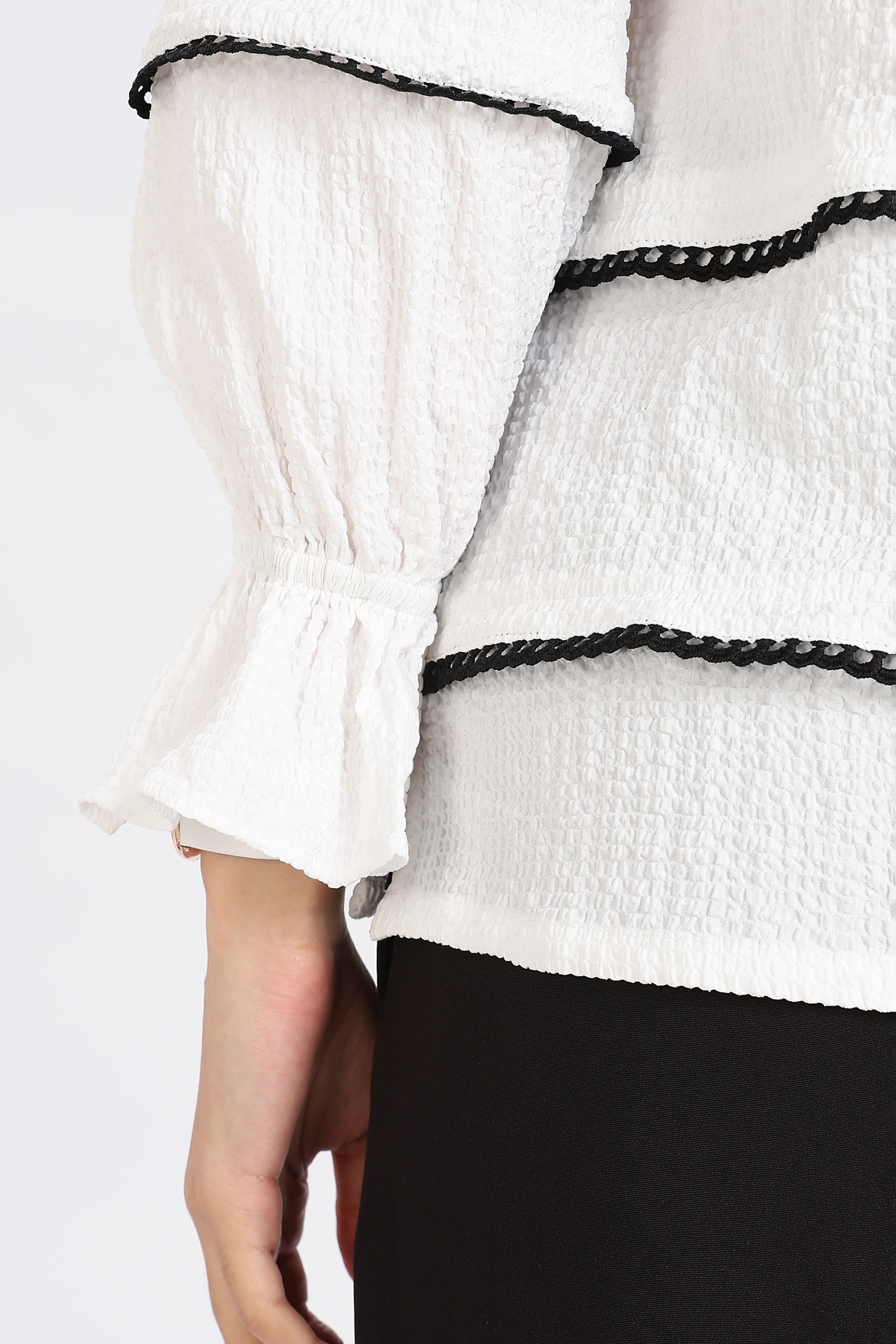 CASUAL TOP-WHITE